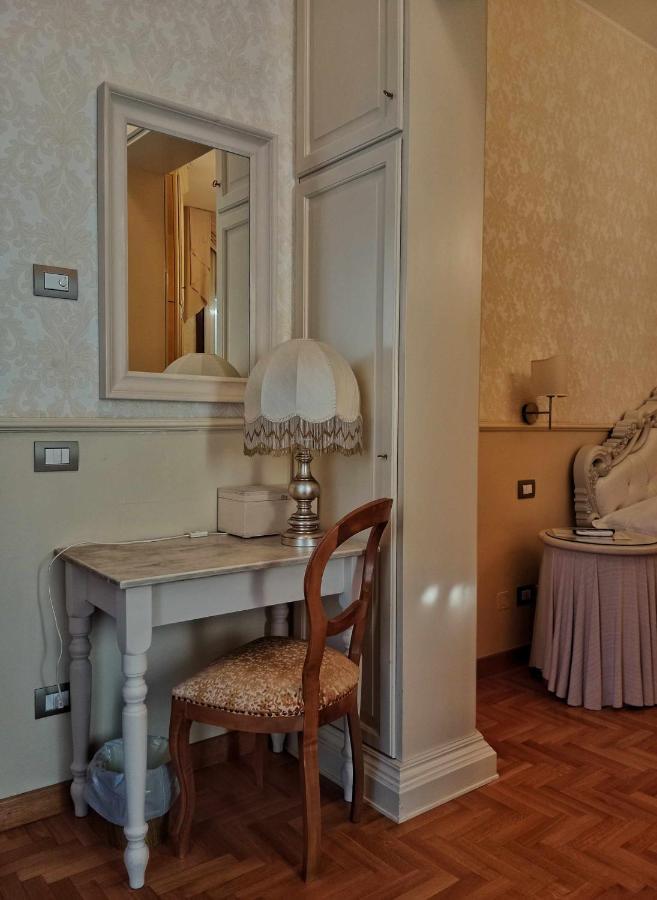 Relais Toti Beb Bed E Breakfast 3*